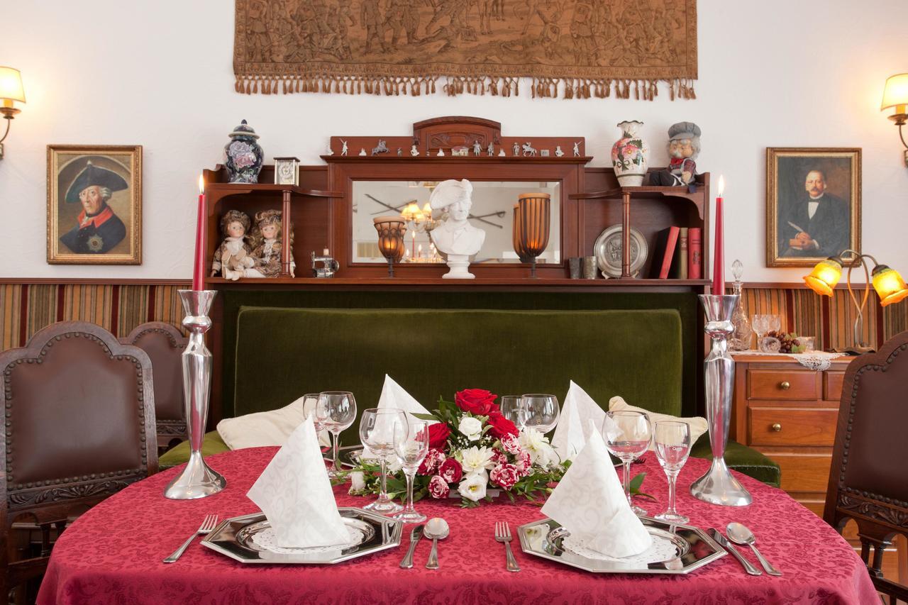 & Restaurant Am Alten Rhin Hotel